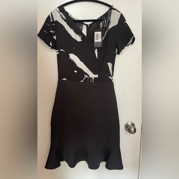 Women’s Dress- Small- NWT - Picture 2 of 5